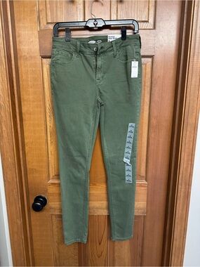 Old Navy Rockstar Super Skinny Olive Green Jeans Size 6 NWT